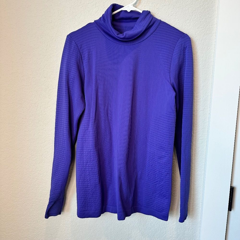 Athleta Base Layer Turtleneck Size Large - image 1